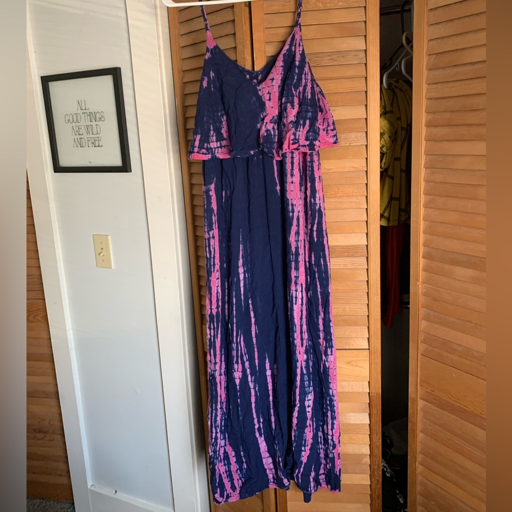 Fun & Flirt Navy and Pink tie dye, spaghetti strap ,flowy sun Dress,size Large